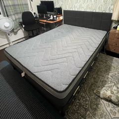 King Size Bed & Mattress