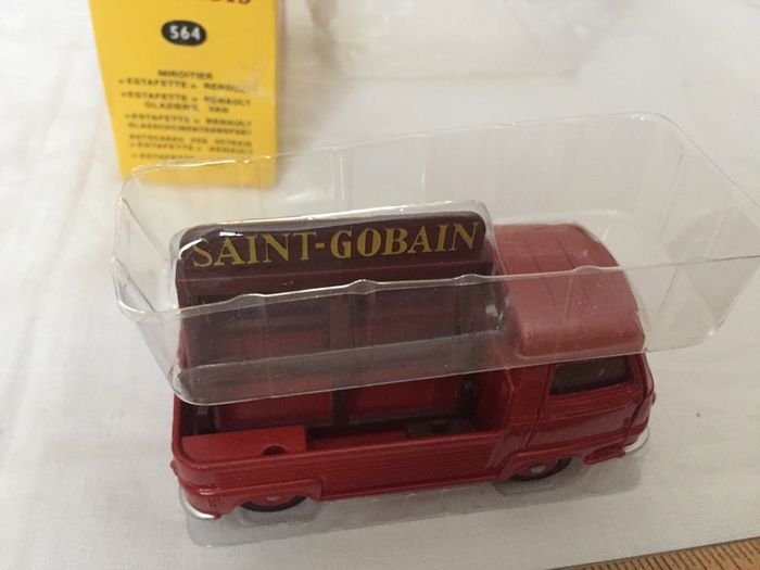Dinky No. 564. Renault Glazier's van. Mint in box. New.