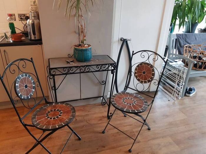bistro set
