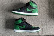 Air Jordan 1 Retro High OG 'Pine Green' UK10