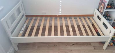 toddler bed
