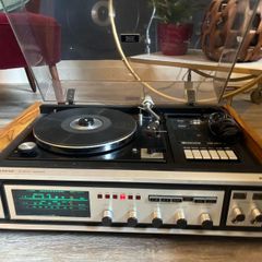 Sanyo G2611-super phono/cassette/radio