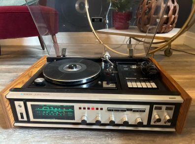 Sanyo G2611-super phono/cassette/radio