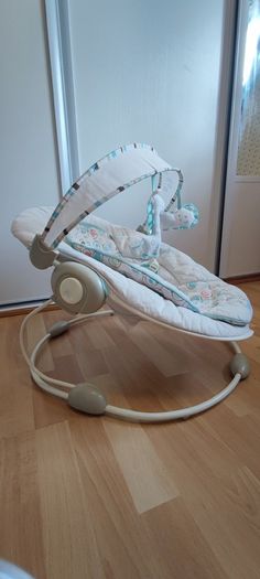 Baby bouncer chair