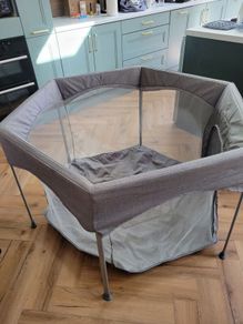 Miniuno playpen