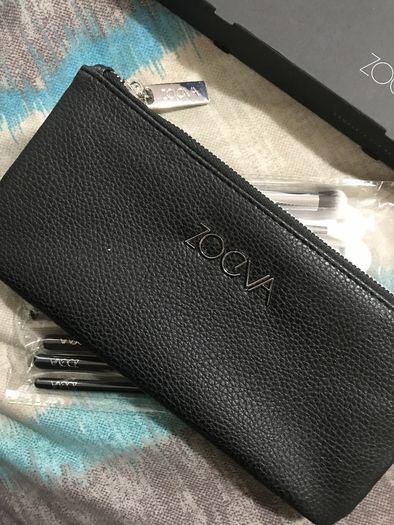 brand new 100% genuine Zoeva complete eye set 12 brushes + clutch