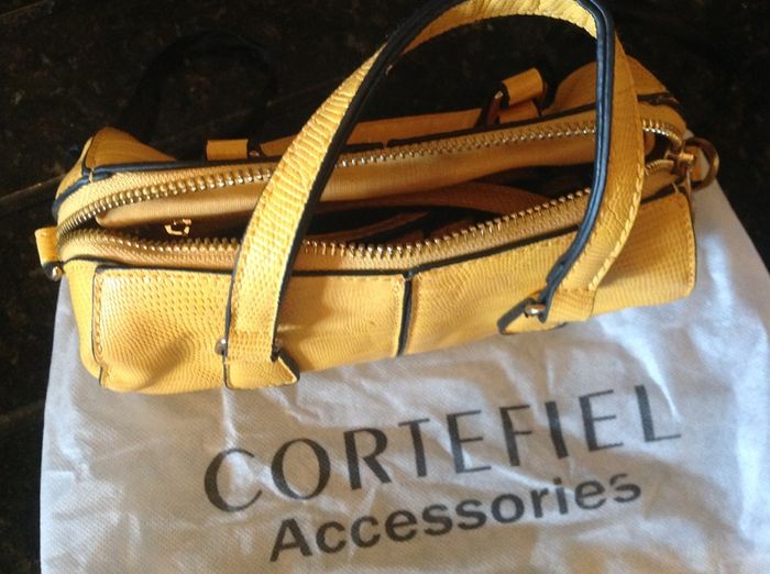Ladies handbag-Price Drop