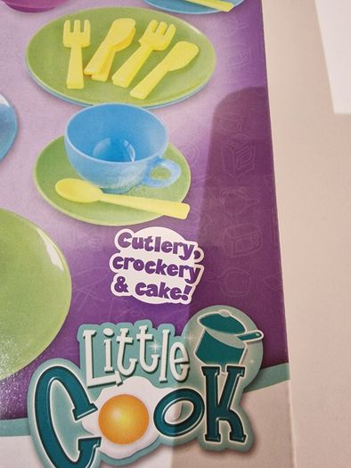 Casdon Little Cook Tea Set 32 Piece Kids Tea Party Playset Cups Plates Toy NEW