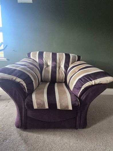 Sofa and 2 armchairs