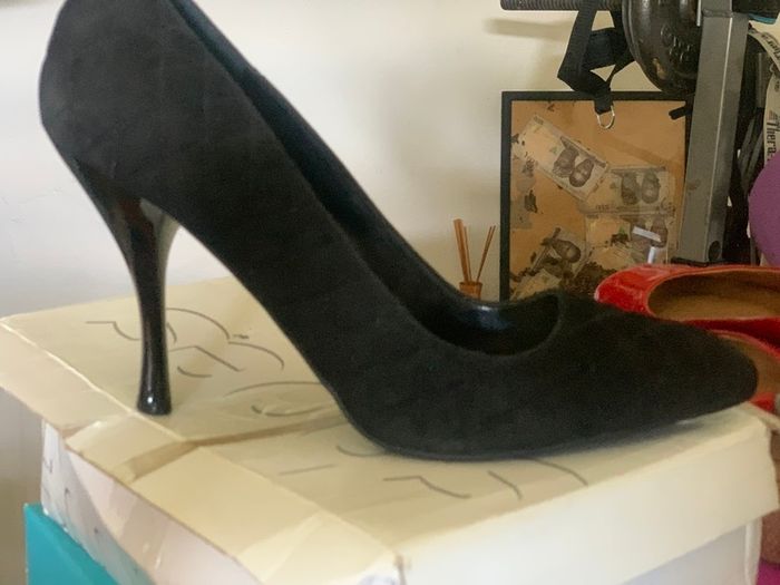 8 Pairs of Heels - size 9