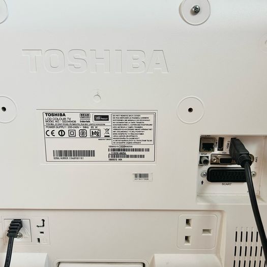 Toshiba 32inch LCD Colour TV White