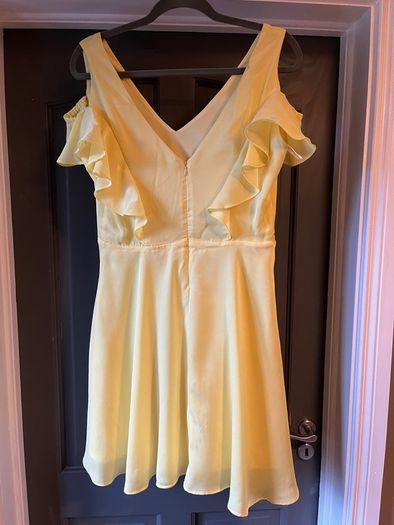 BNWOT VILA Lemon yellow flowy shift dress size 10