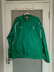 Vintage 2010 Puma Ireland Rugby Union (IRFU) windbreaker top