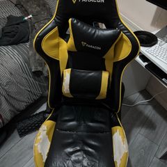 Gaming chair