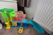 Toy garage