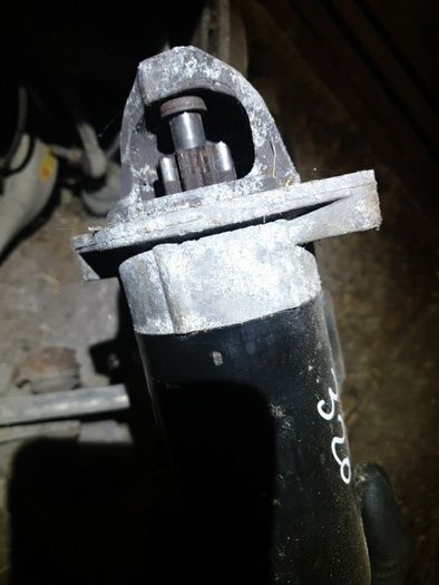 Bmw 320d 2.0 starter. 06
