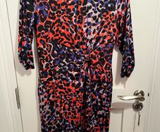 Dunnes dress size 14