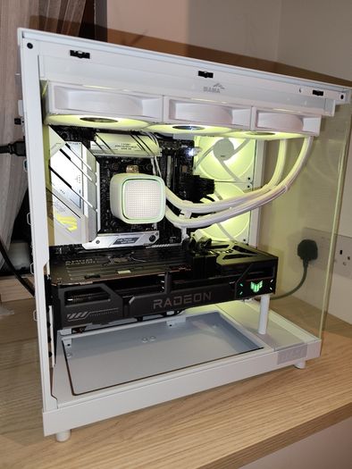 Gaming PC | Ryzen 5 7600x | RX 9070 16GB