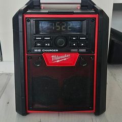 Milwaukee M18 RC-0 230V or 18V AM / FM Site Radio