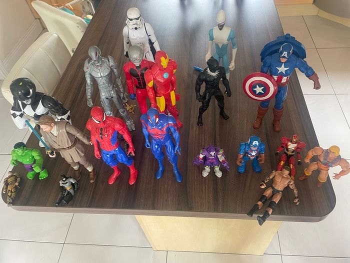 Action Figure bundle