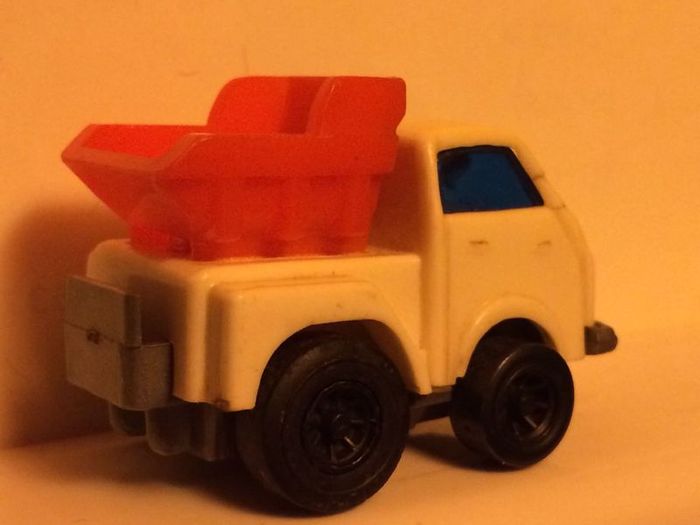 Choro-Q style Friction Tipper Lorry