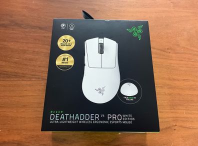 Razor Deathadder V4 White edition