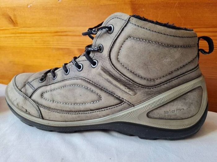 Ecco biom boots Size 9 eu 43 clay grey lace up in excellent condition