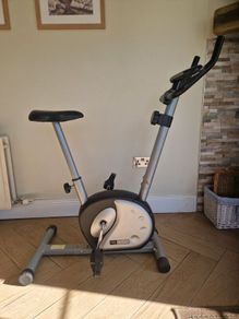 Pro Fitness Exercise Bike