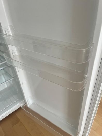 Fridge freezer