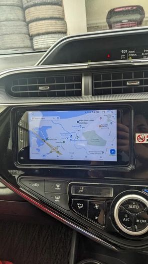 Toyota Aqua 7" Android Auto CarPlay Radio
