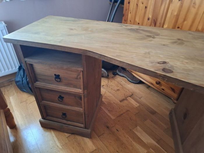 Free Desk