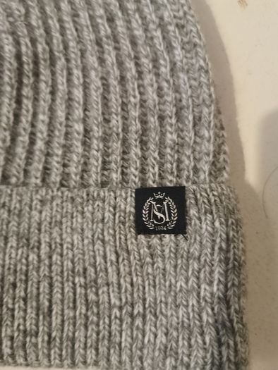 M&S hat