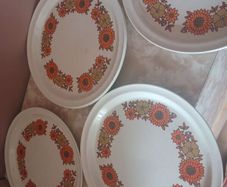 Arklow pottery Shawn plates