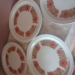 Arklow pottery Shawn plates