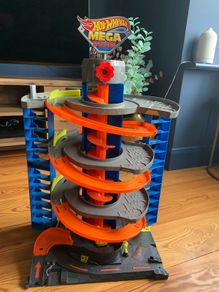 Hot Wheels Mega Garage Bundle + Transport Truck + 26 Cars