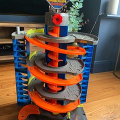Hot Wheels Mega Garage Bundle + Transport Truck + 26 Cars