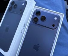 iphone 17 pro max blue