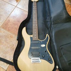 yamaha guitar