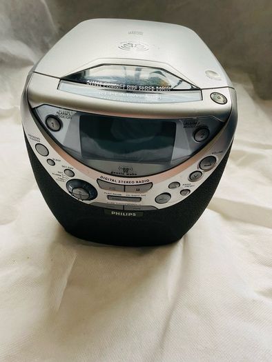 Philips Compact Disc Clock Radio