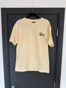 Large stussy tee