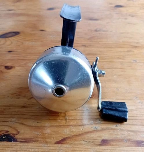 Noris Shakespeare Wonder Spin 2661 Closed Face Reel