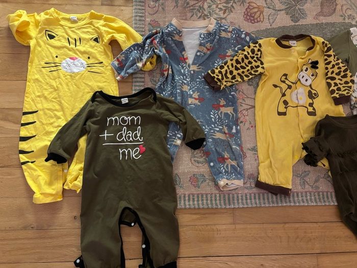 Baby clothes 6 months+