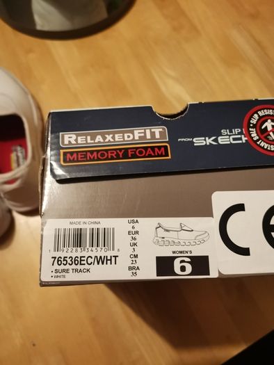Skechers Sure Track -