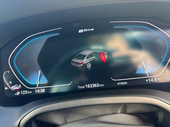 BMW 330e Sport Pro