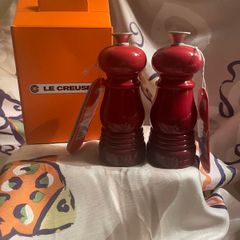 Le Creuset Mini Salt & Pepper Mills