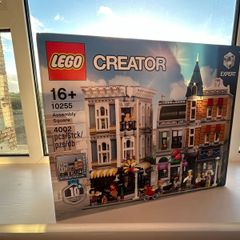 Lego Assembly Square