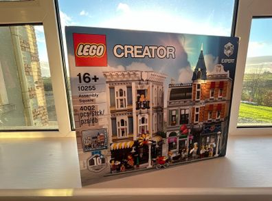 Lego Assembly Square