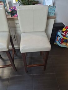 2 Counter Stools
