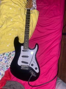 G4m guitar (can swap)