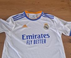 real Madrid jersey medium mens